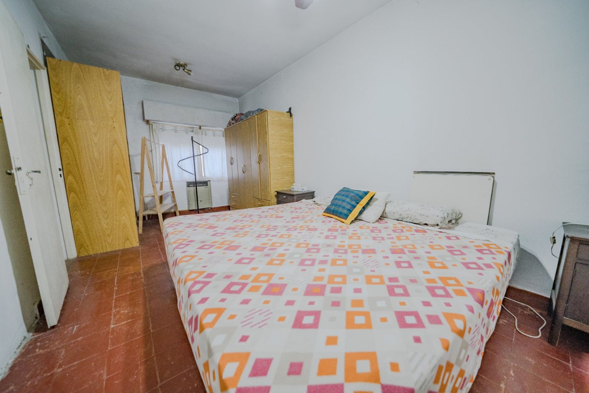 Casa 7 Ambientes con patio y cochera