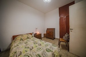 7-room house with patio and garage