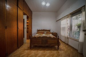 7-room house with patio and garage