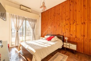 Sale Apartment 3 rooms Boulogne upper floor parking balcony