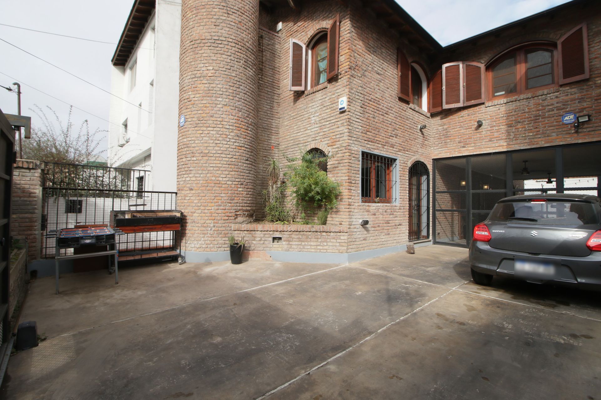 Casa 5 Ambientes Con Pileta En Venta San Isidro