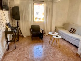 Opportunity! 4-room apartment with garage, San Fernando