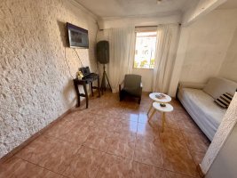 Opportunity! 4-room apartment with garage, San Fernando