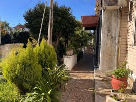 Opportunity! 4-room apartment with garage, San Fernando