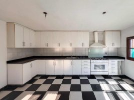3-room house with garden and pool in Benavidez