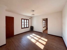 3-room house with garden and pool in Benavidez