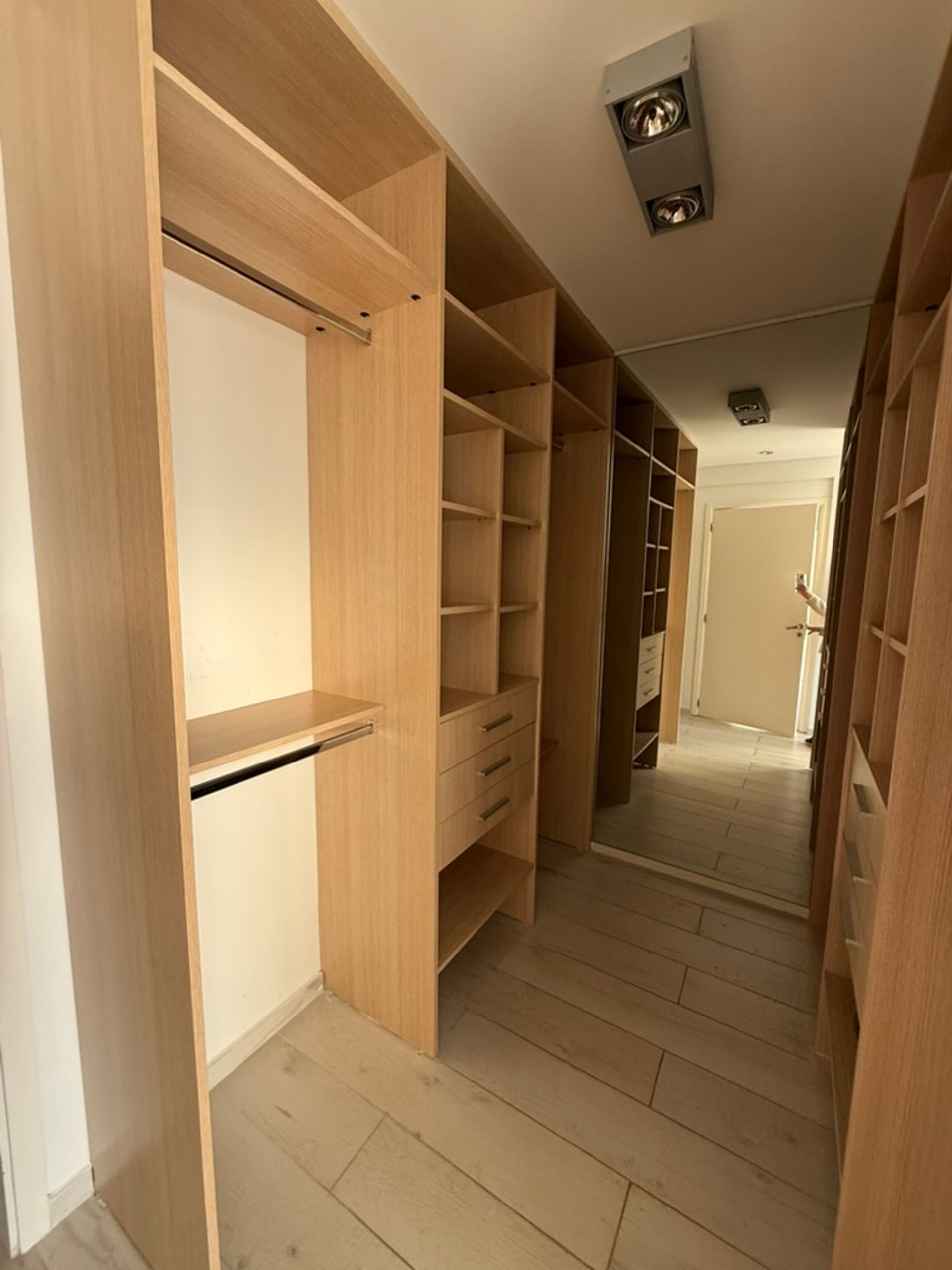 Alquiler Depto. 3 Ambientes C/Cochera-Arboris