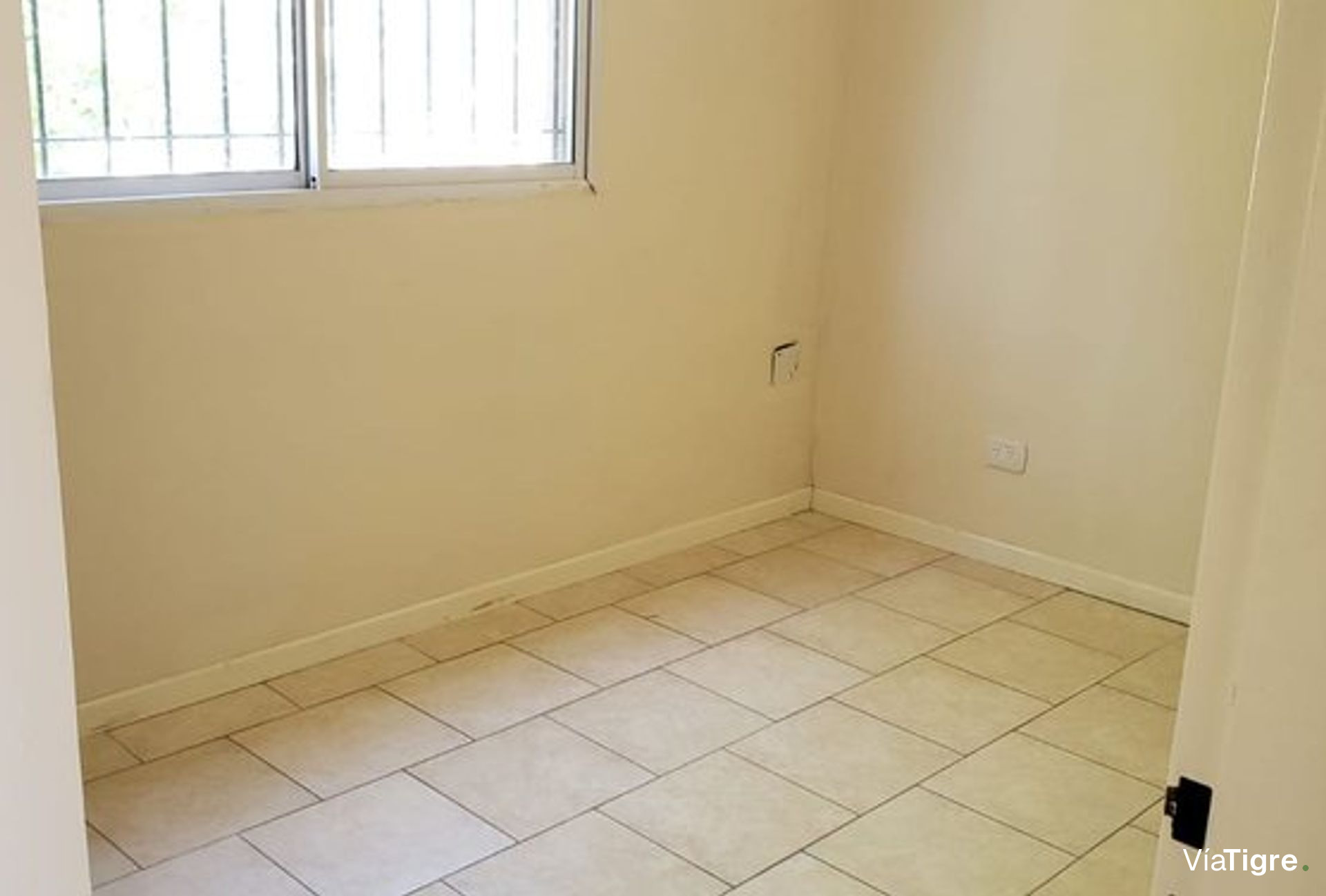 Alquiler 3 ambientes con terraza 1 piso