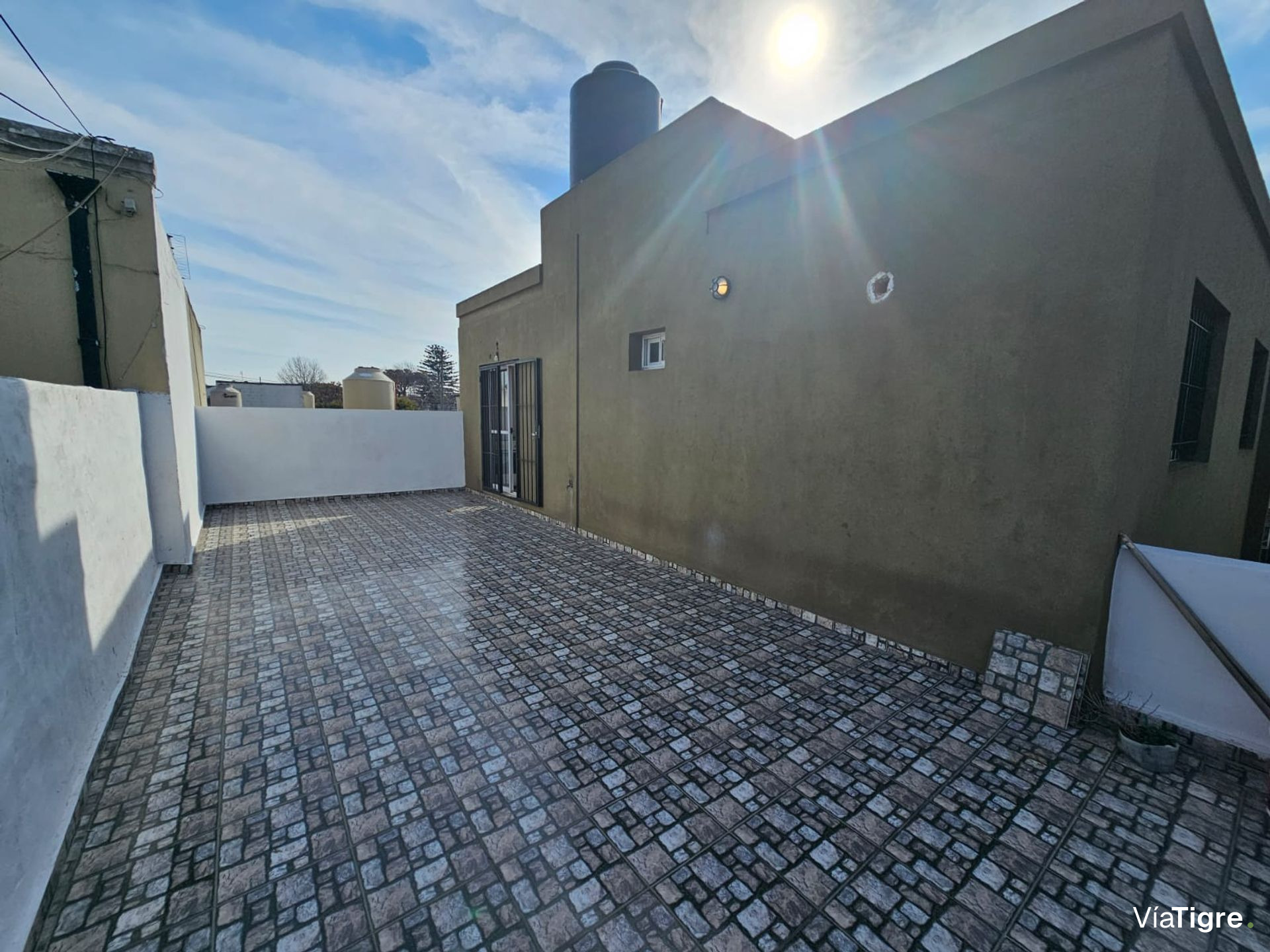 Alquiler 3 ambientes con terraza 1 piso