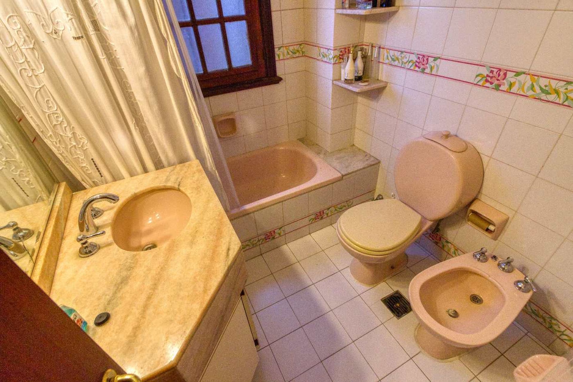 Venta Casa 5 amb. Punta Chica Libert. al río