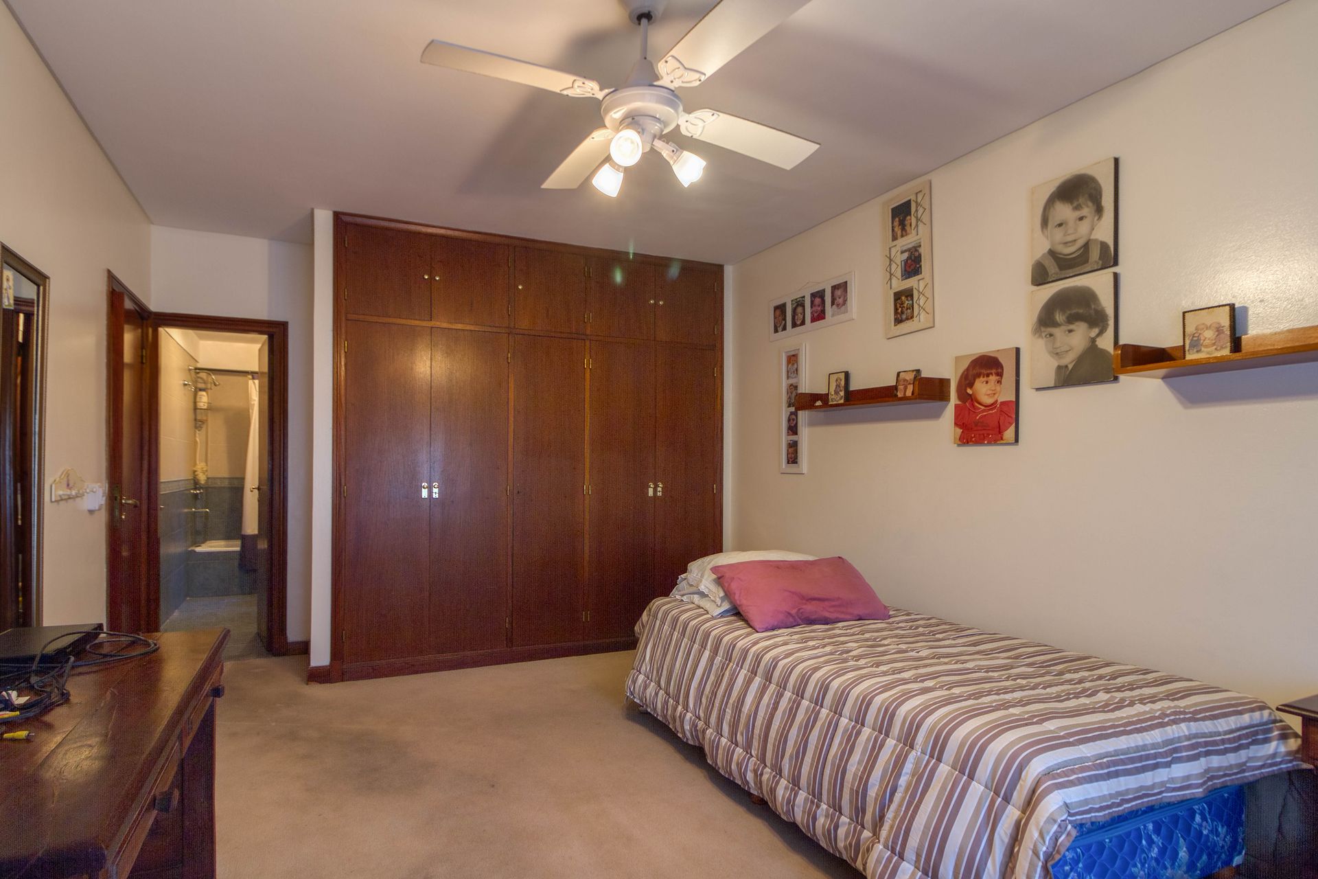 Venta Casa 5 amb. Punta Chica Libert. al río