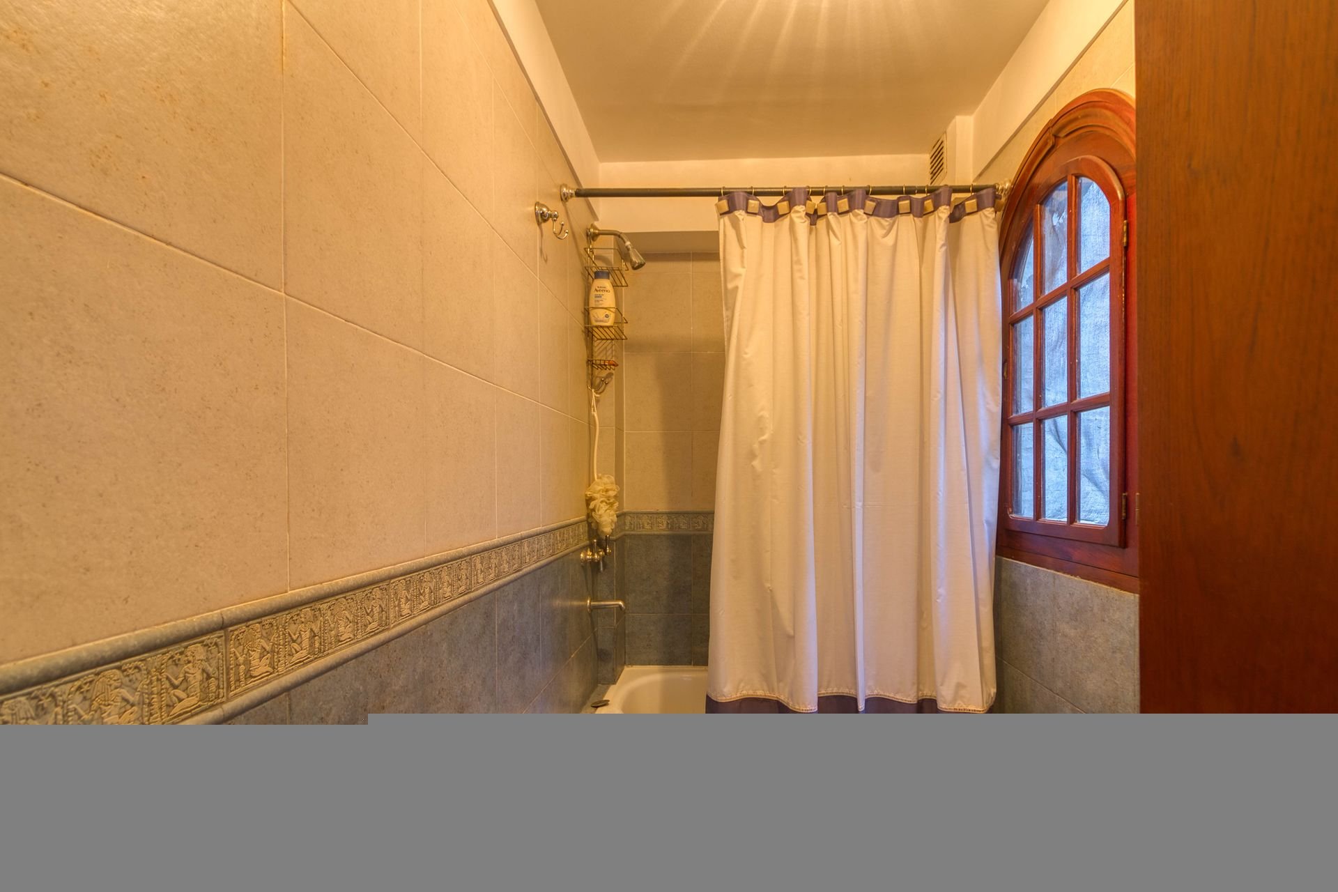Venta Casa 5 amb. Punta Chica Libert. al río