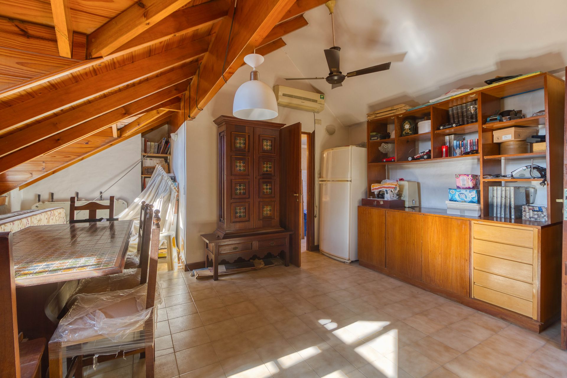 Venta Casa 5 amb. Punta Chica Libert. al río