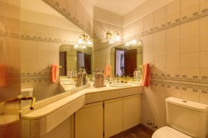 Venta Casa 5 amb. Punta Chica Libert. al río
