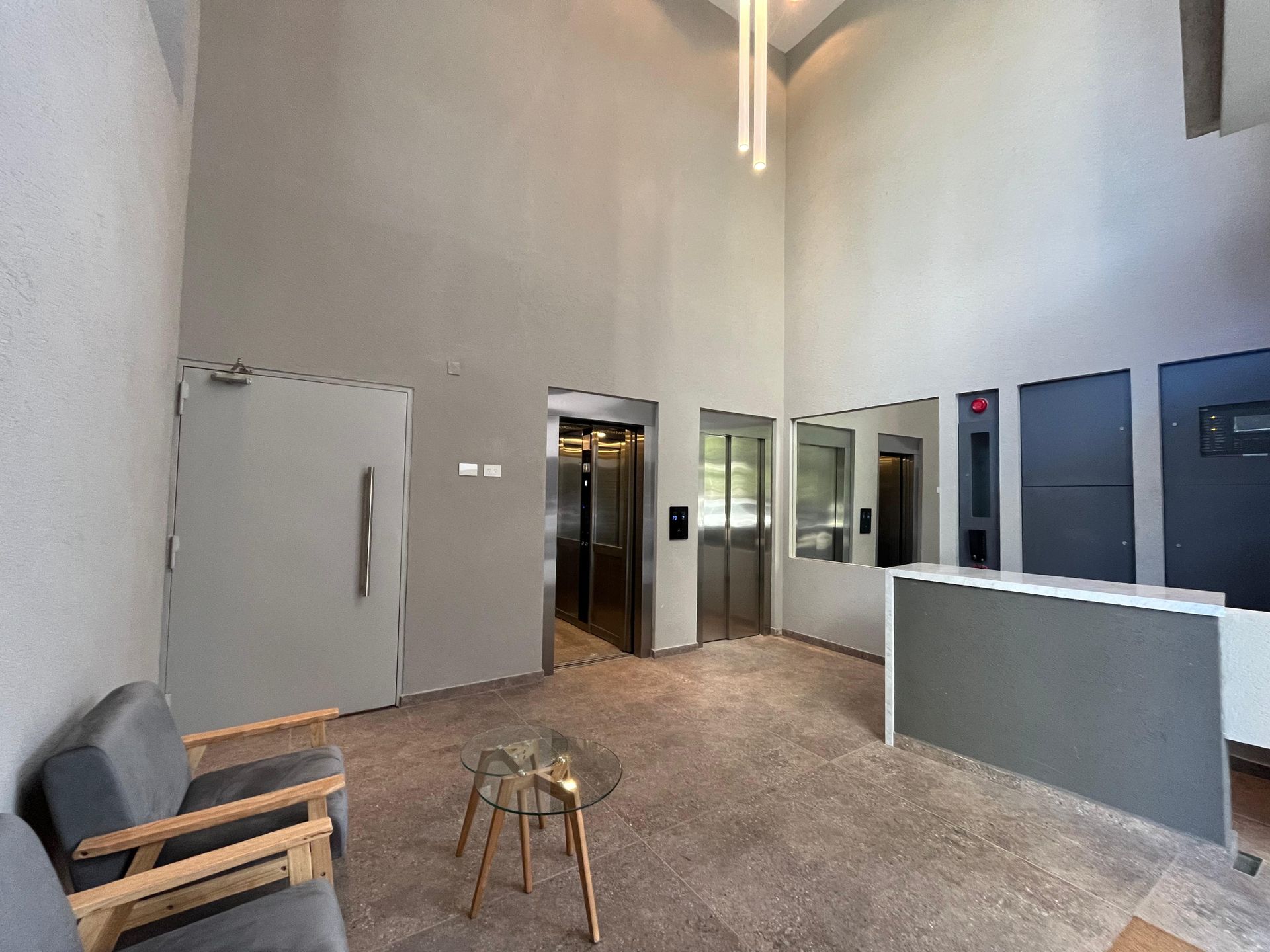 Alquiler 2 Ambientes Cochera A Estrenar Impecable