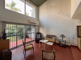 PH 5 Amb. en 3 Plantas c/ Jardín – Villa Martelli