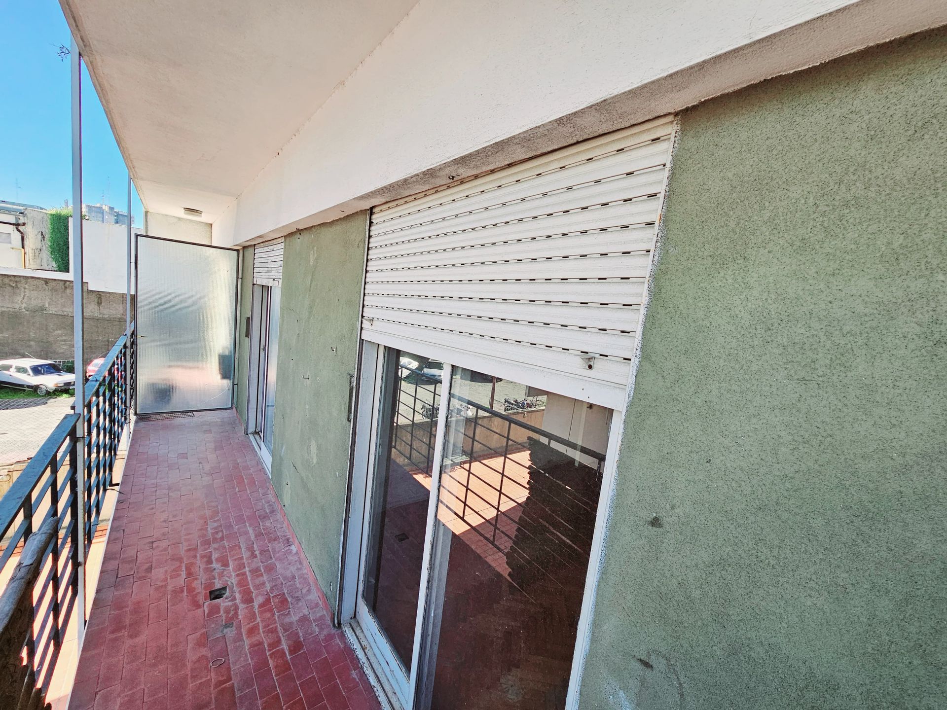 Depto 3 amb en venta en San Isidro . A REFACCIONAR