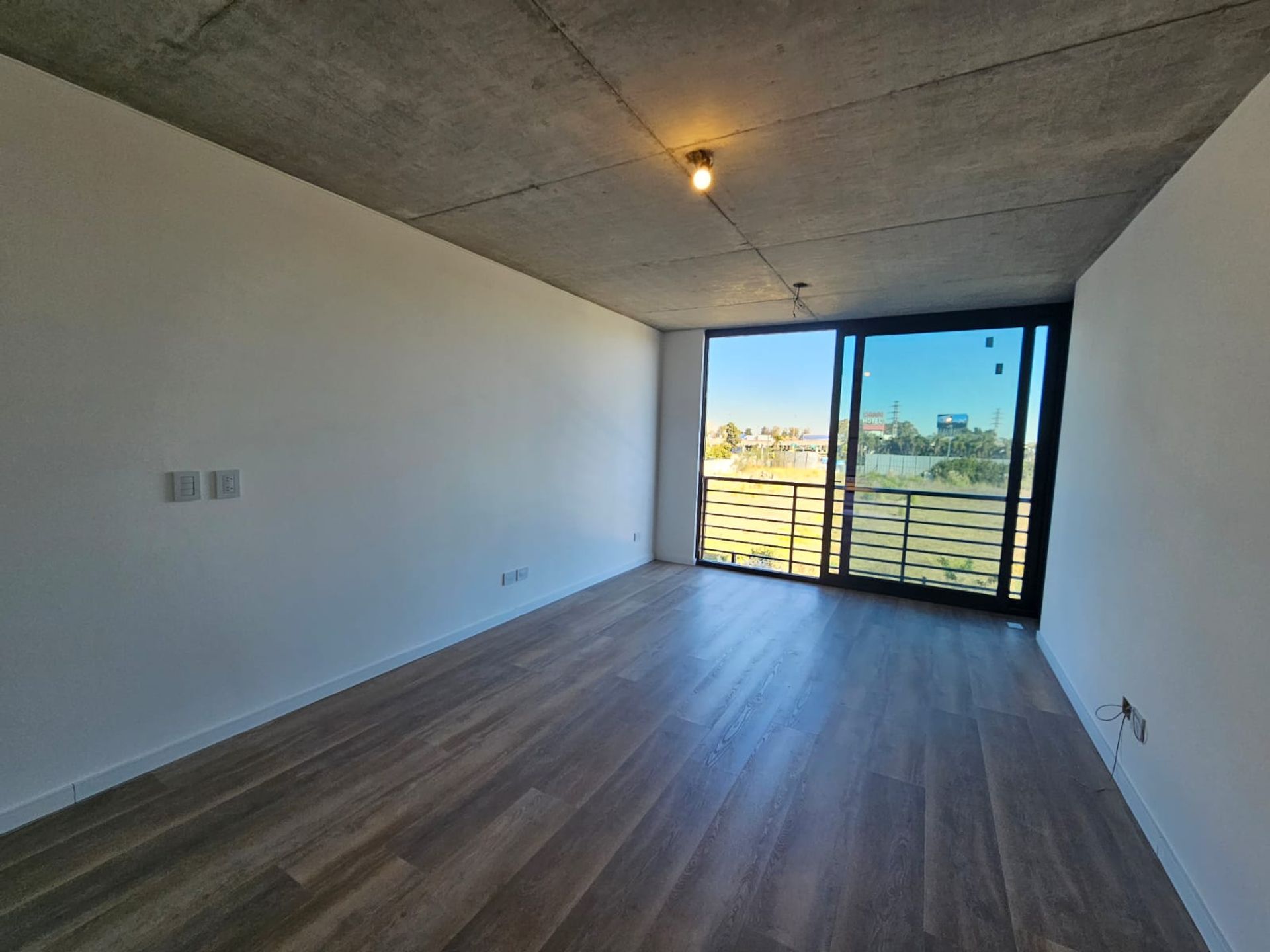 Studio with Covered Parking, Palmas Park