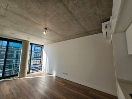 Brand New Studio with Garage, Palmas Park