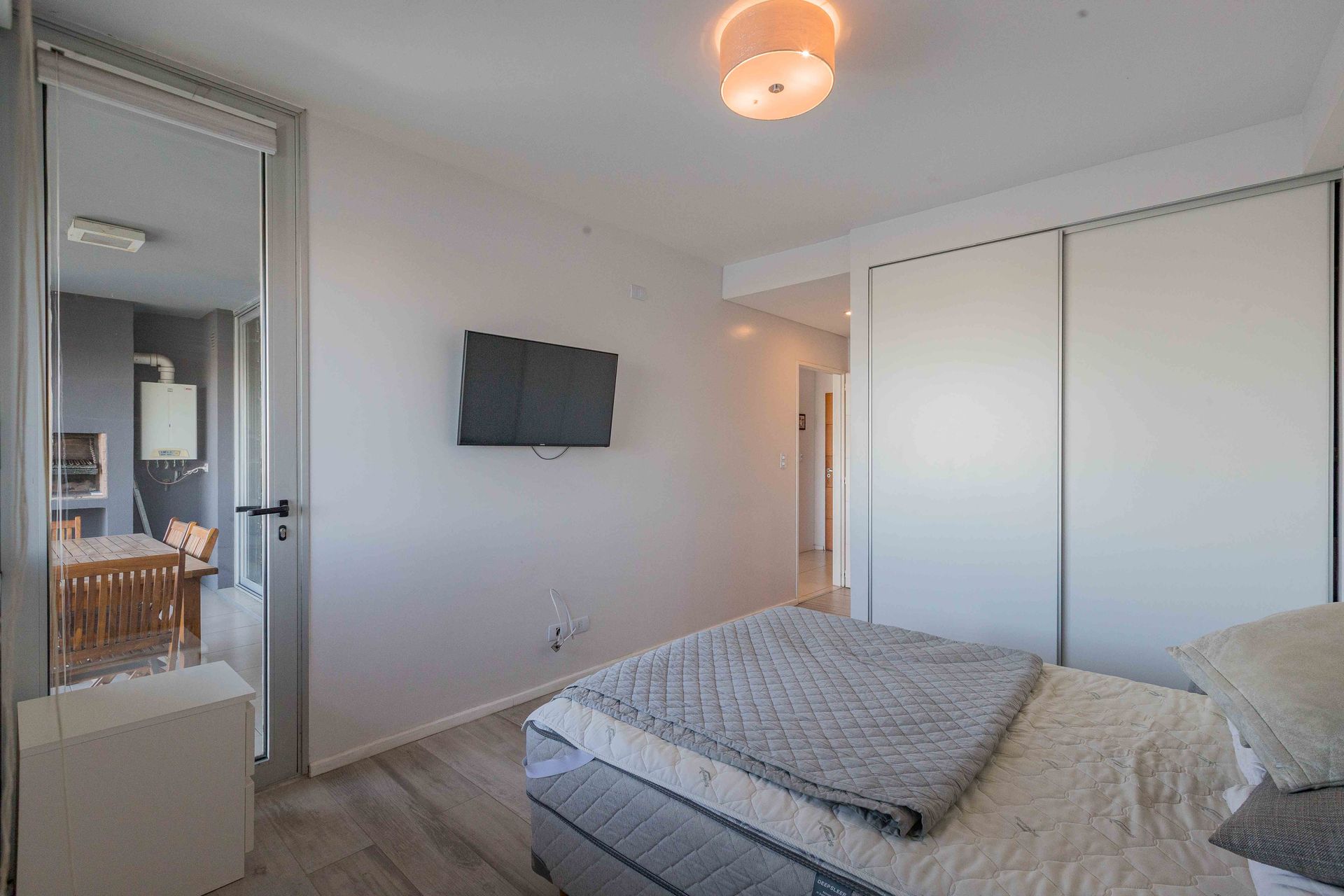 VENTA depto 2 ambientes con cochera NORDELTA