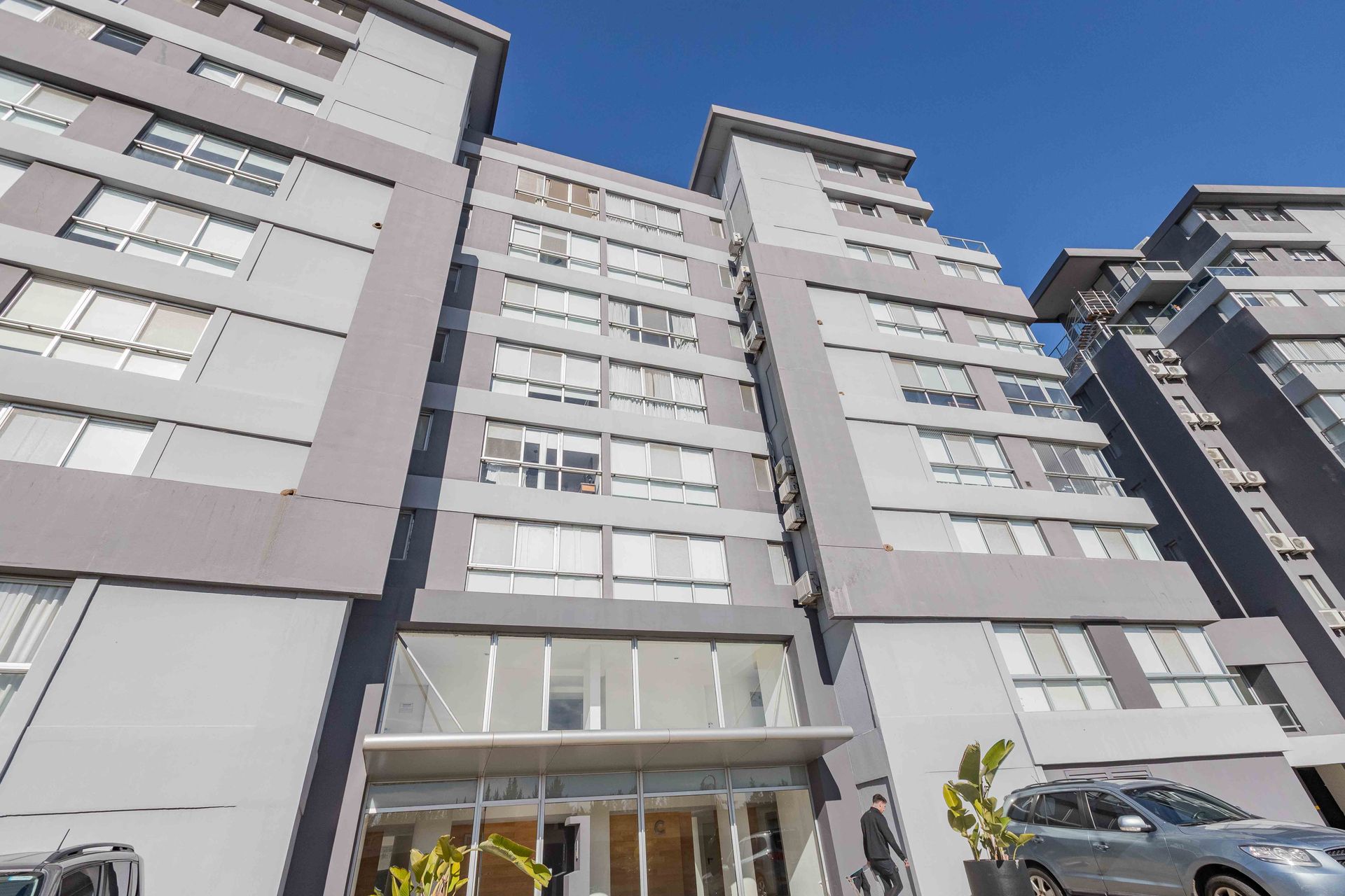 VENTA depto 2 ambientes con cochera NORDELTA