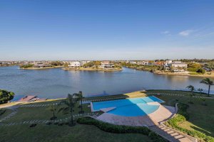 VENTA depto 2 ambientes con cochera NORDELTA