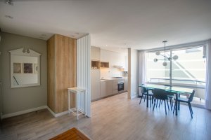RENT | 2-room furnished apartment with parking