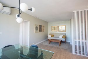 RENT | 2-room furnished apartment with parking