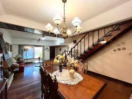 House 4 Rooms with Garage and Garden in Munro