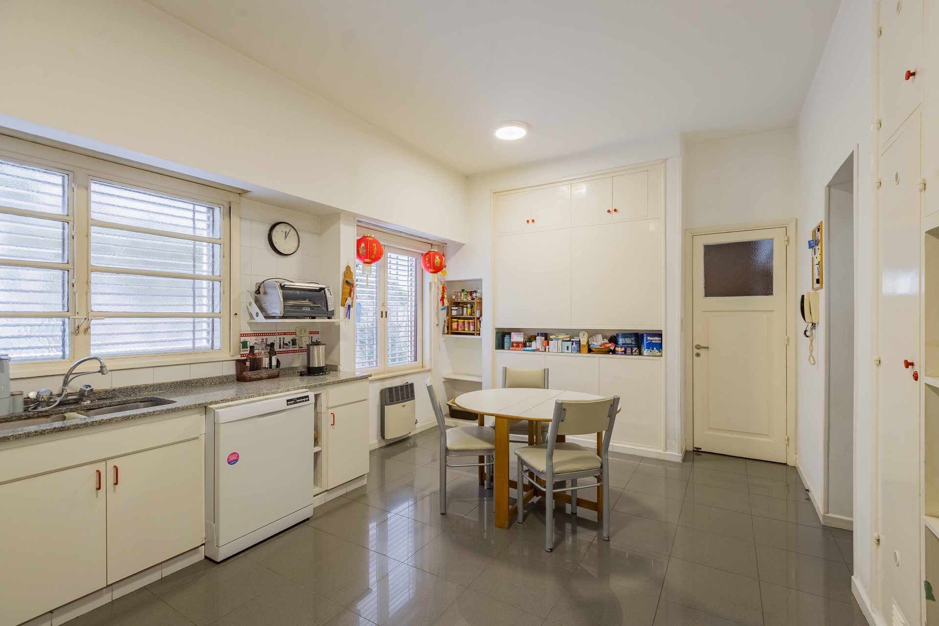 VENTA Casa en San Isidro con gran lote