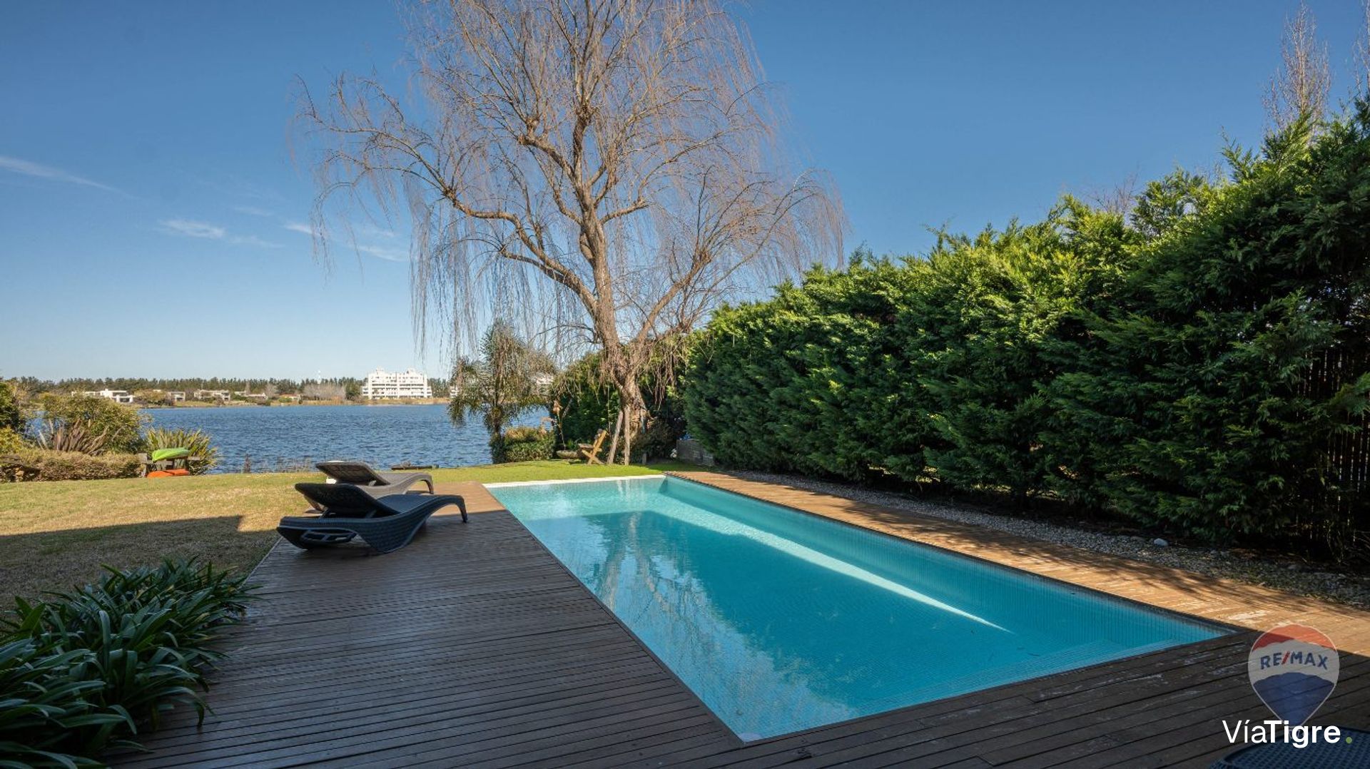 Venta casa a la Laguna en Barrio Santa Clara!