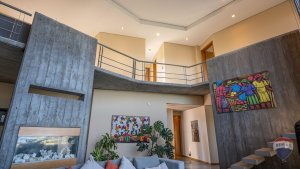 Venta casa a la Laguna en Barrio Santa Clara!