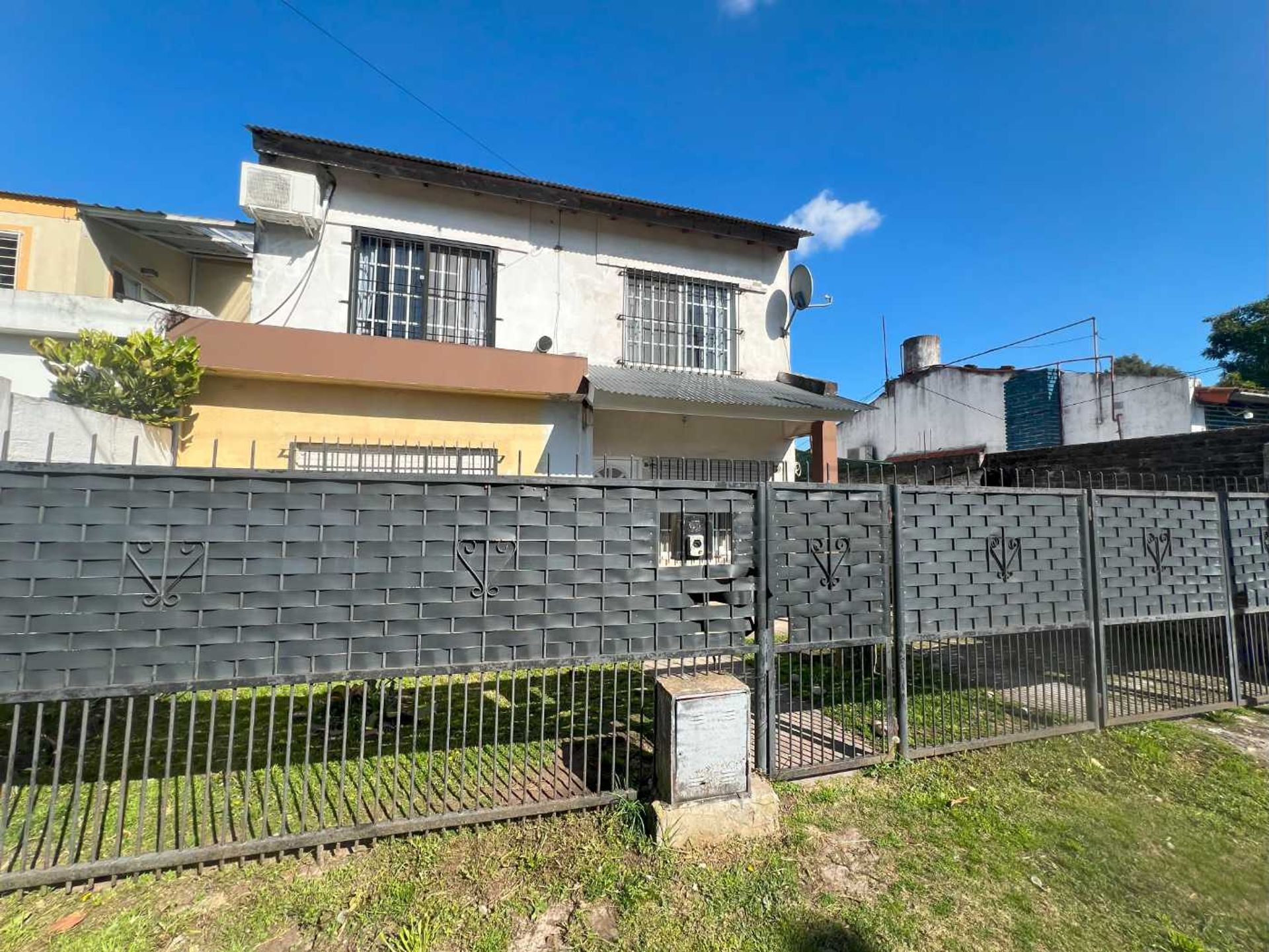 Venta El Zorzal El Gral. Pacheco 2 plantas/ jardín
