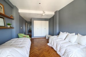 Apartment for Sale: 1 Room on Libertador, River View