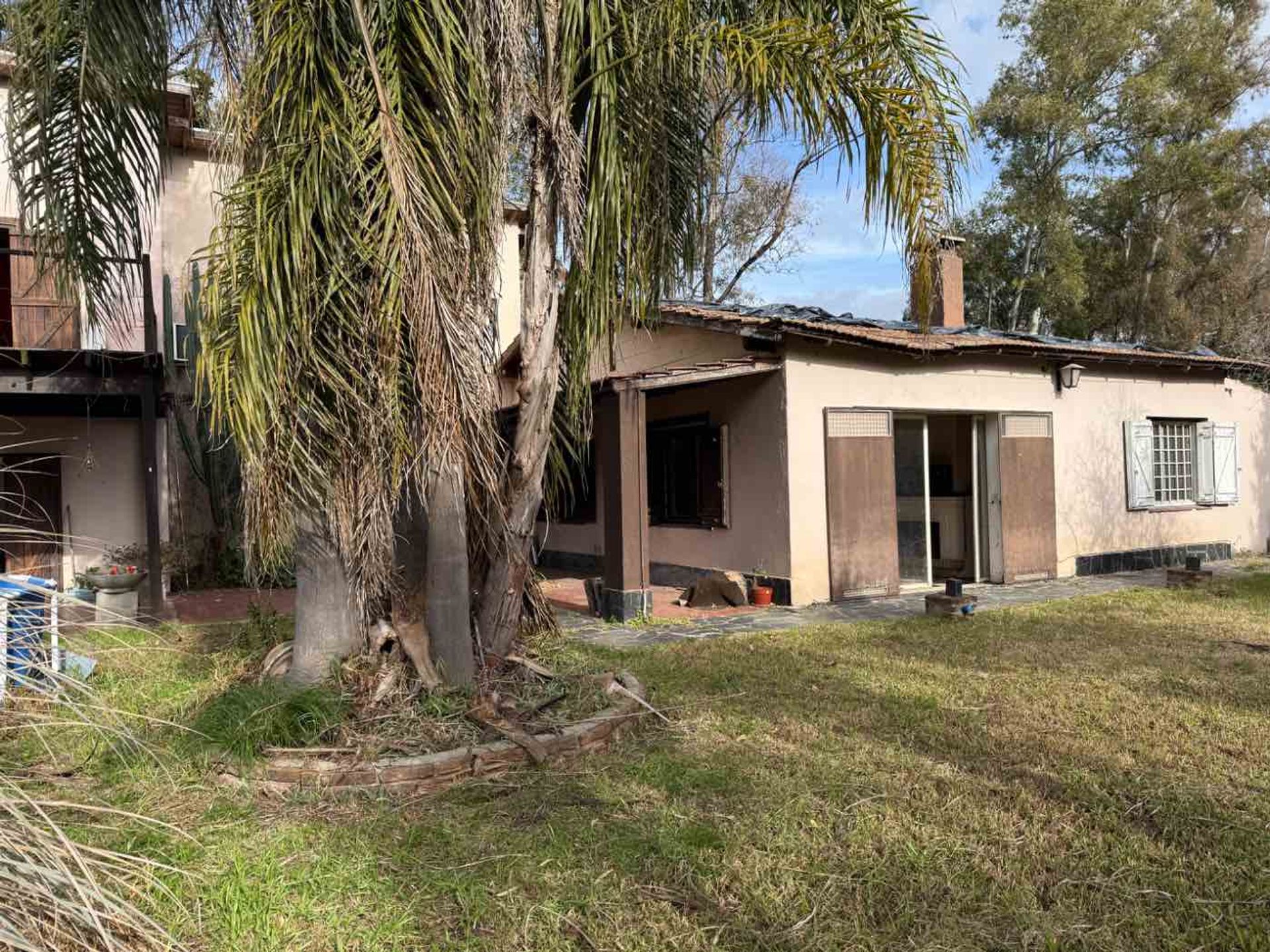 CASA QUINTA BENAVIDEZ. VENTA- 4 ambientes