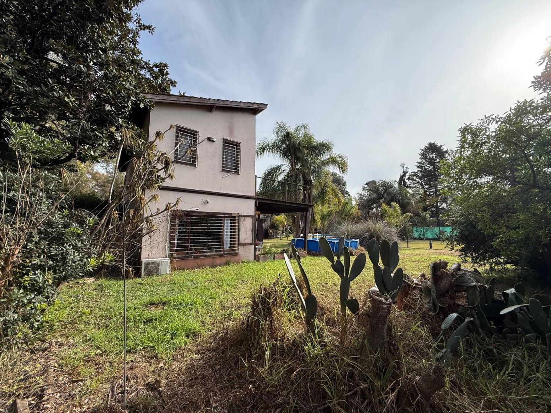 CASA QUINTA BENAVIDEZ. VENTA- 4 ambientes