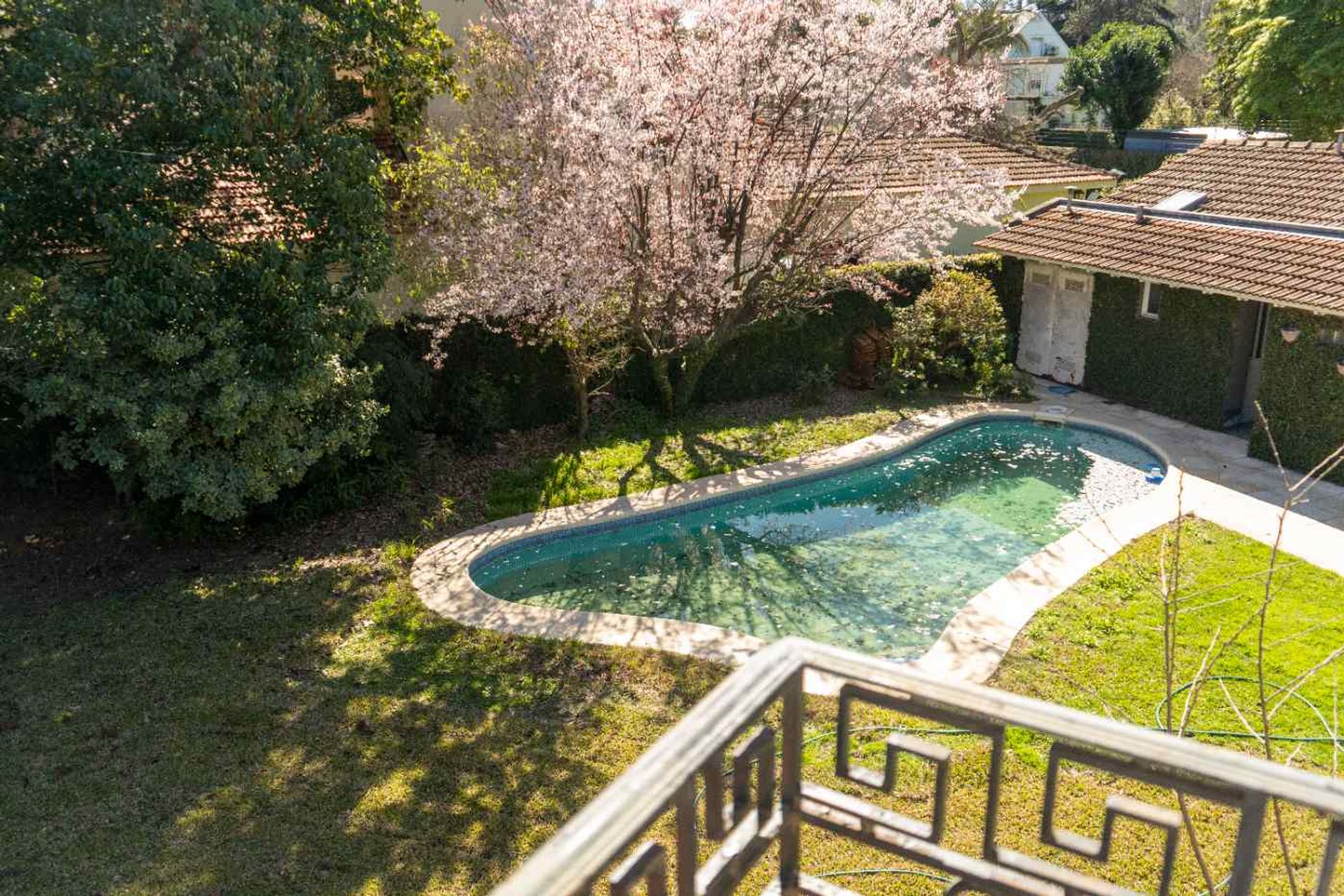 Alquiler Casa Con Jardin, Pileta Y Quincho
