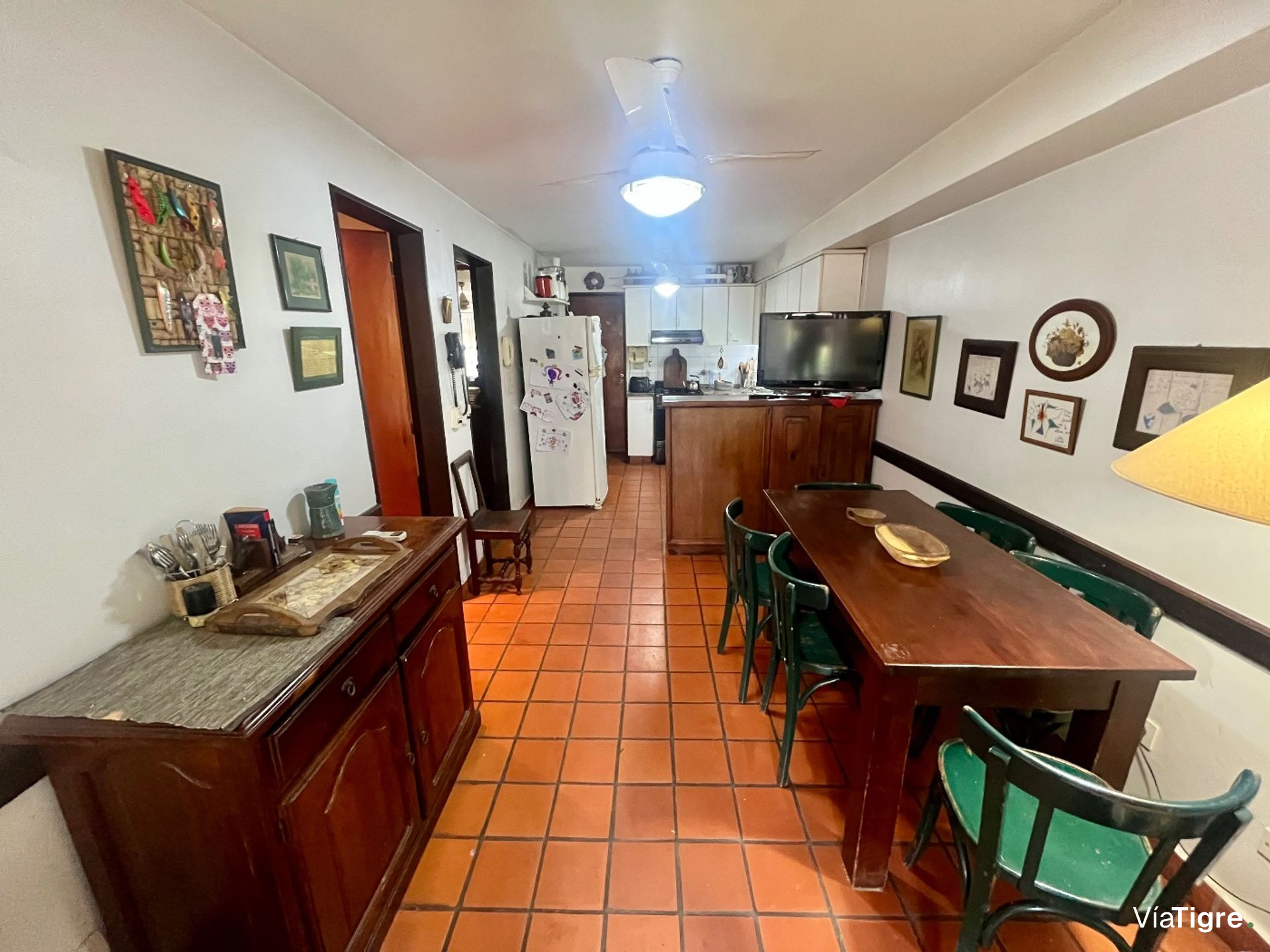 Casa 4 ambientes en venta en Martinez con jardín