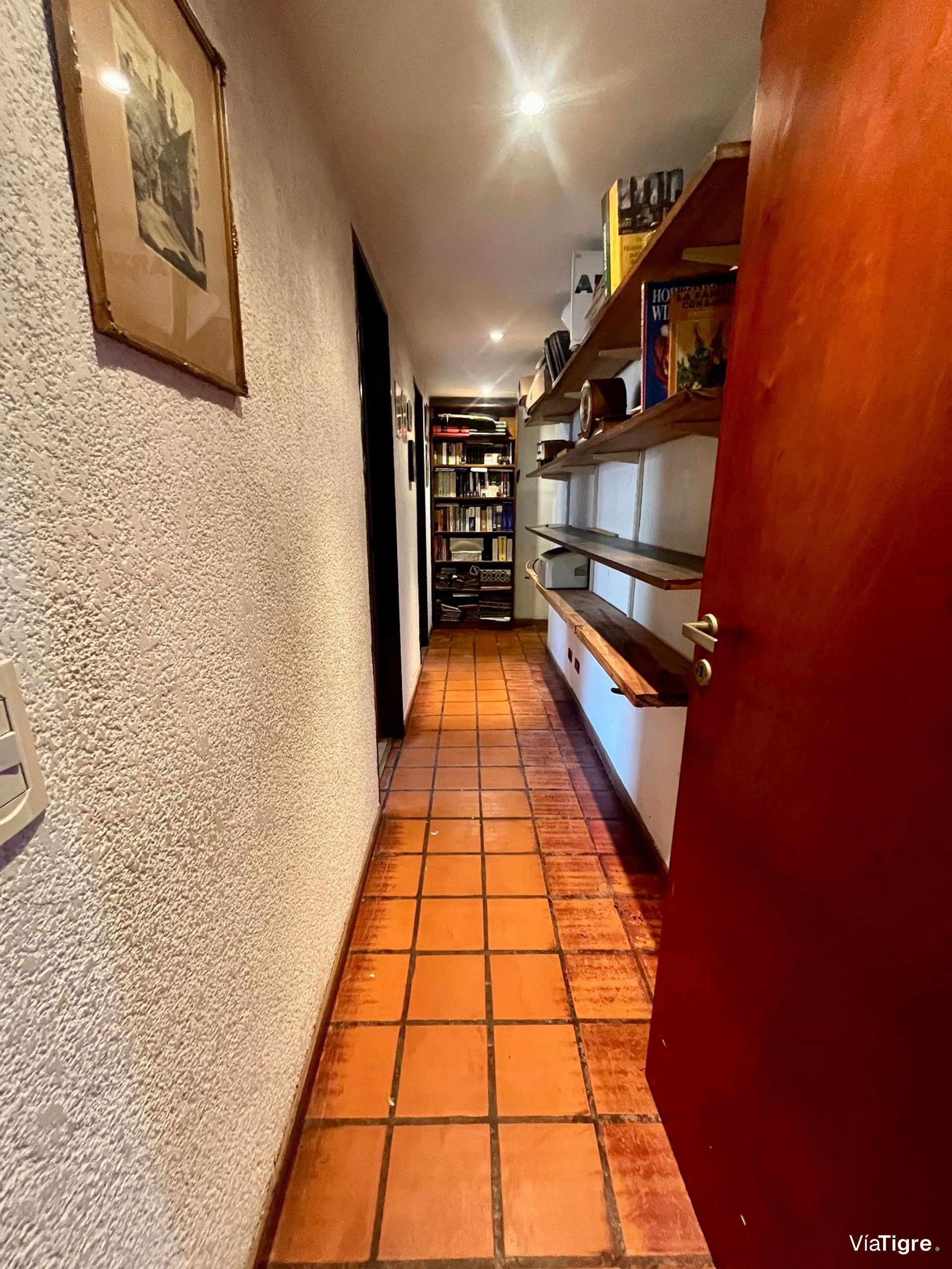 Casa 4 ambientes en venta en Martinez con jardín