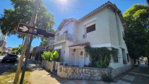 Venta Casa 5 Ambientes En Olivos - Apta Crédito