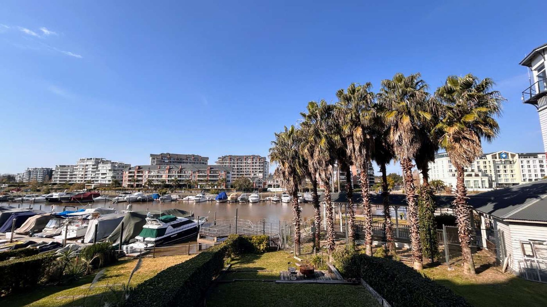 Venta Bahia Nordelta: Duplex Tres Ambientes Unico