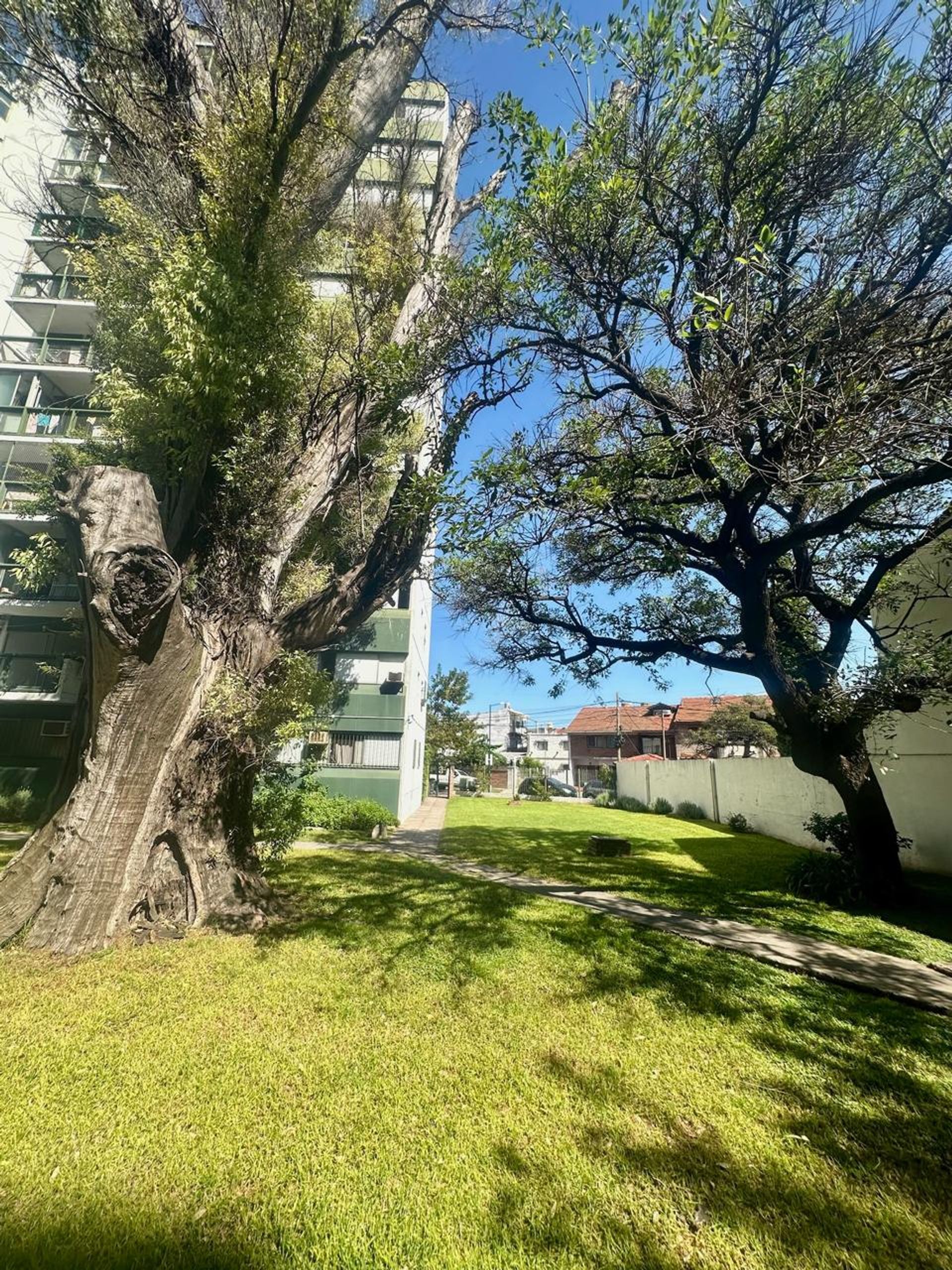 Venta Depto 3 Amb. – Cochera- Martinez