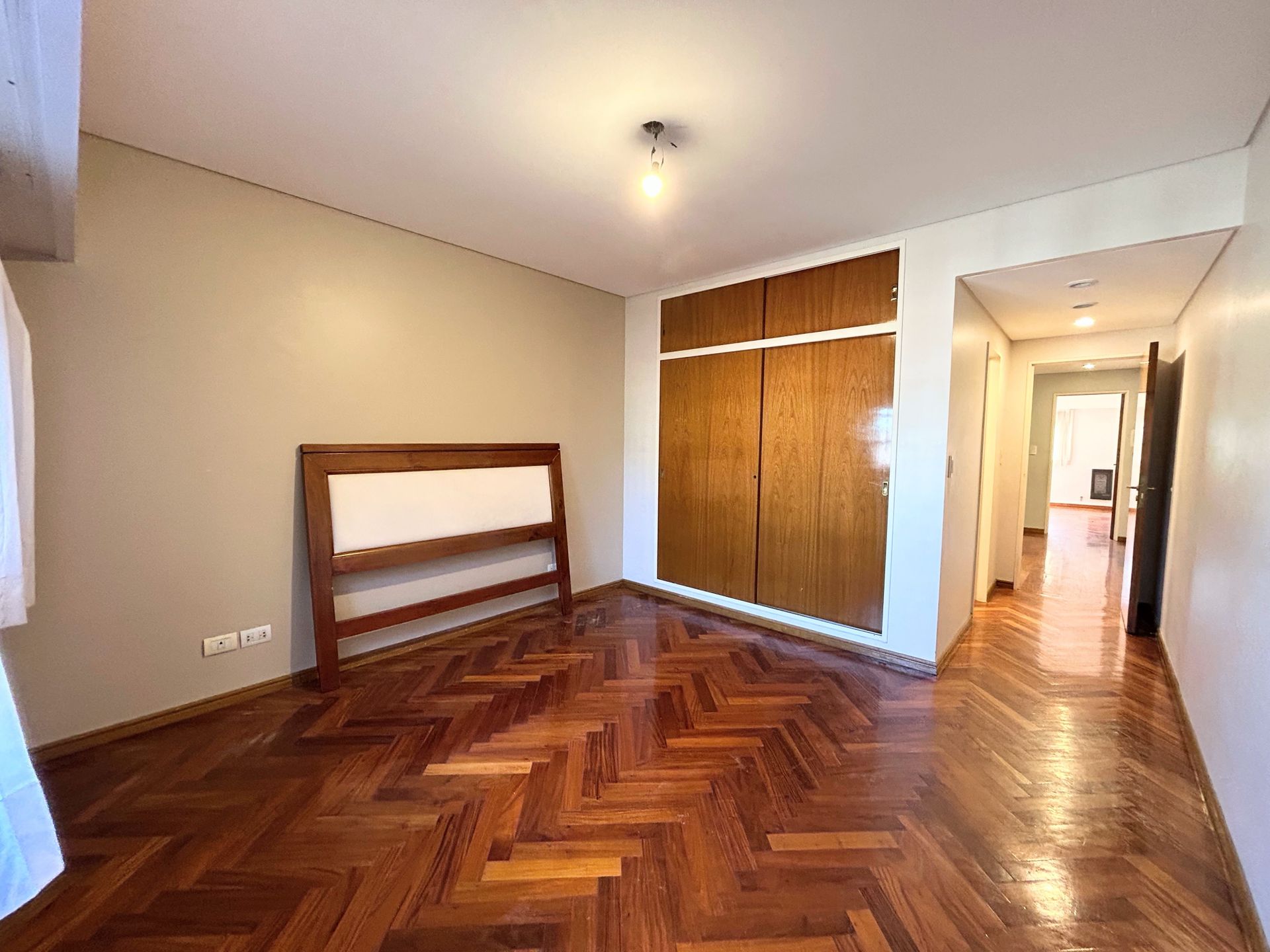 Venta duplex 5 amb en Olivos parrilla, jardin