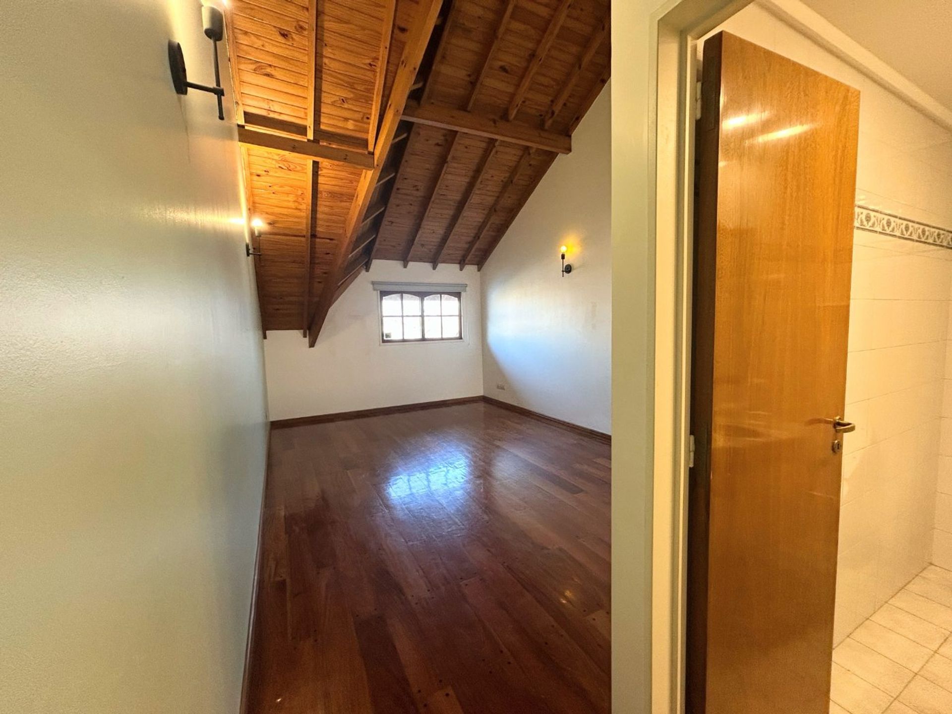 Venta duplex 5 amb en Olivos parrilla, jardin