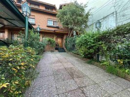 Venta duplex 5 amb en Olivos parrilla, jardin