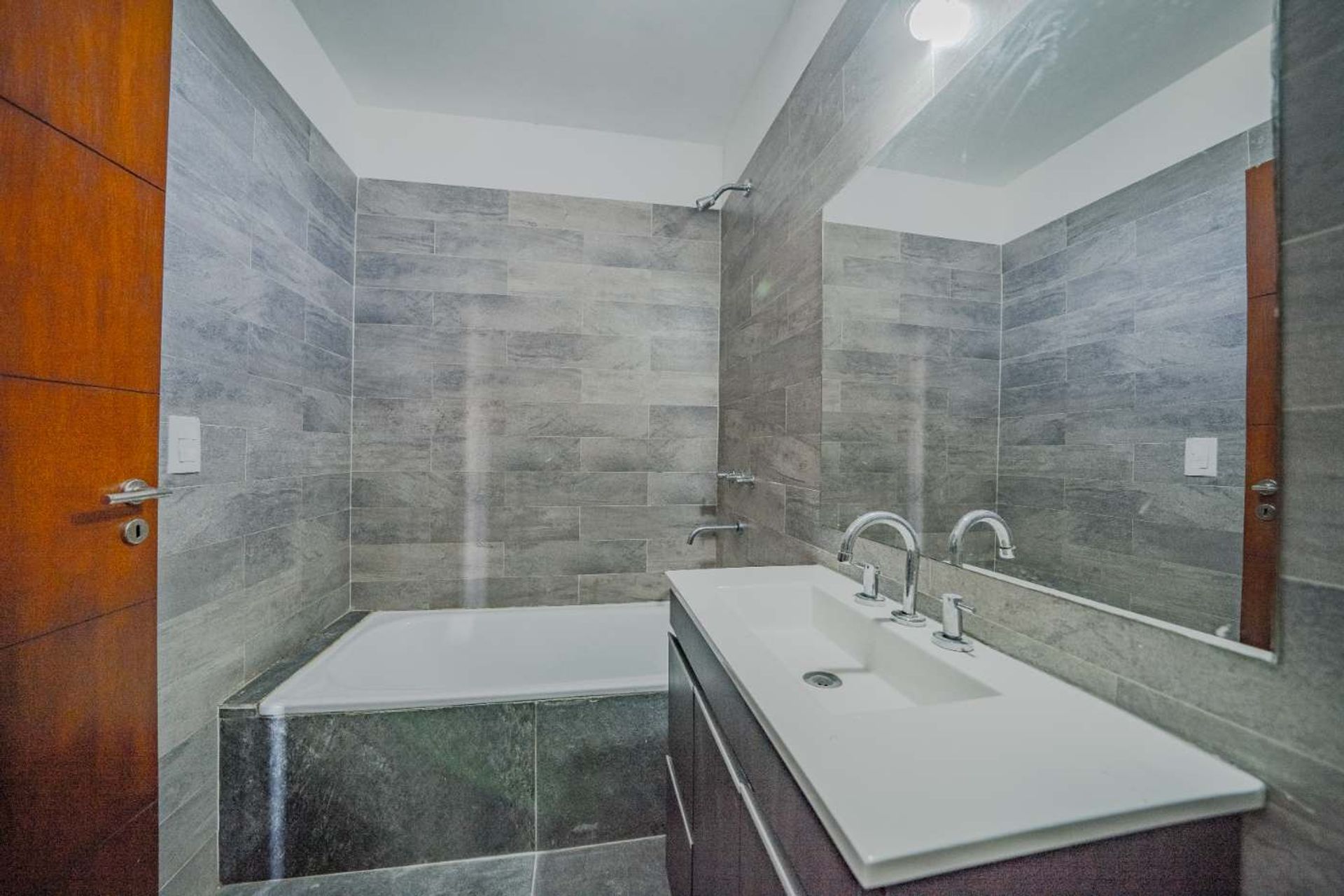 Venta Casa Munro 5 Ambientes-Permuta