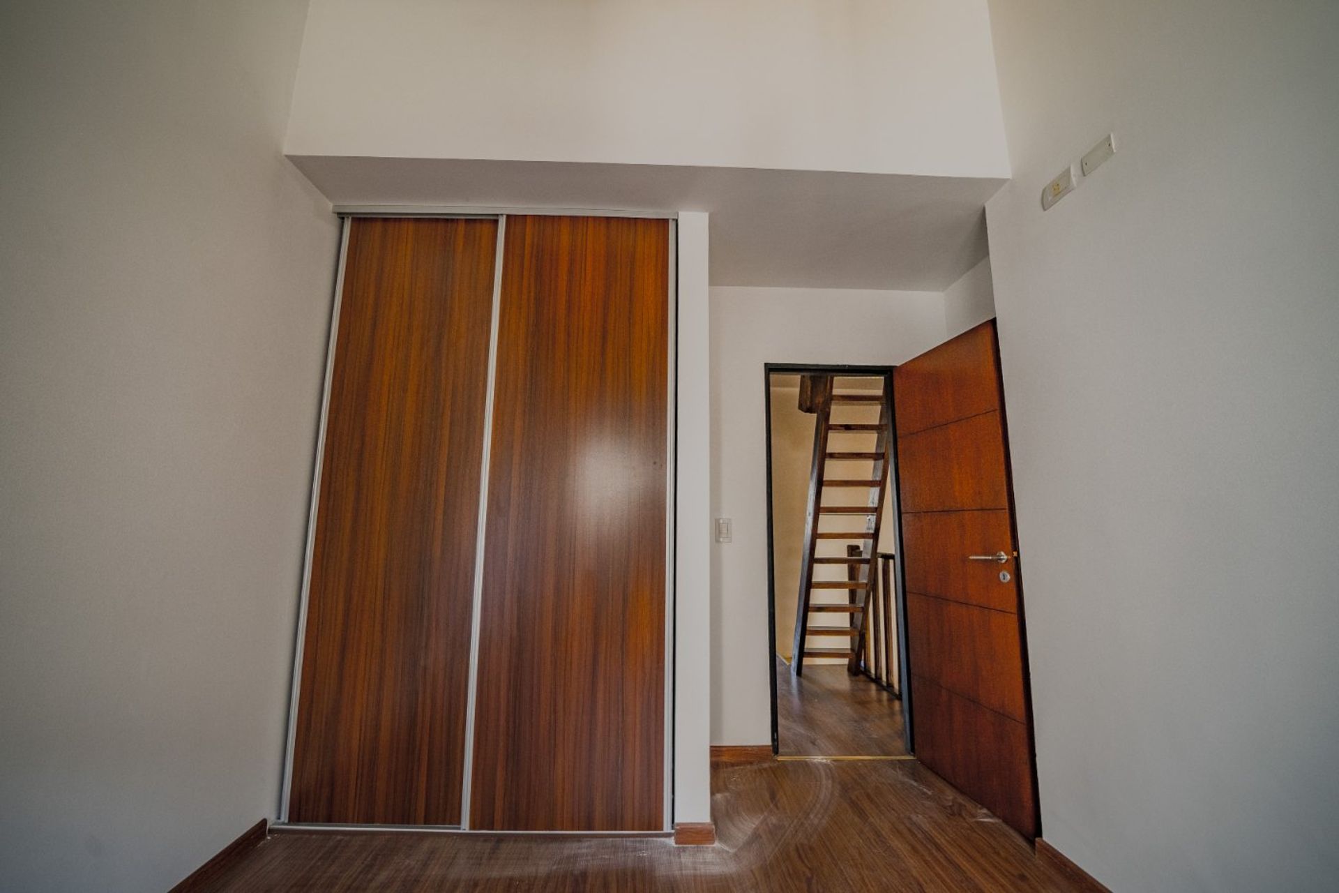 Venta Casa Munro 5 Ambientes-Permuta