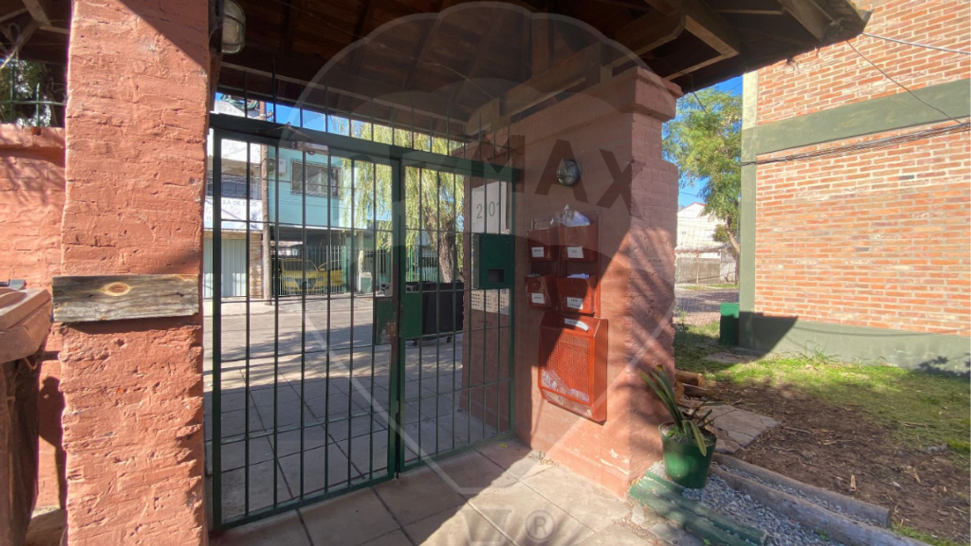 Venta 2 Ambientes Planta Baja San Fernando