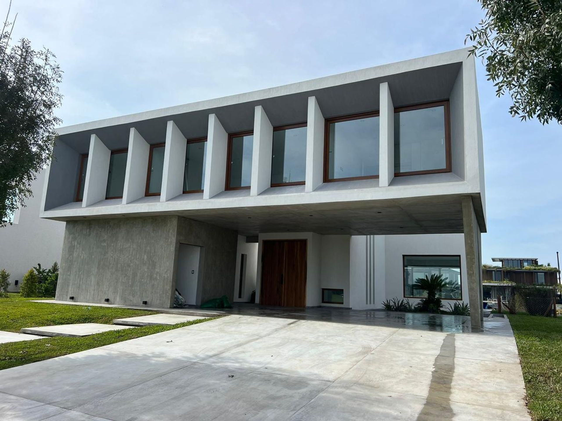 Alquiler Casa C/Lote Lago Barrio Virazon Nordelta