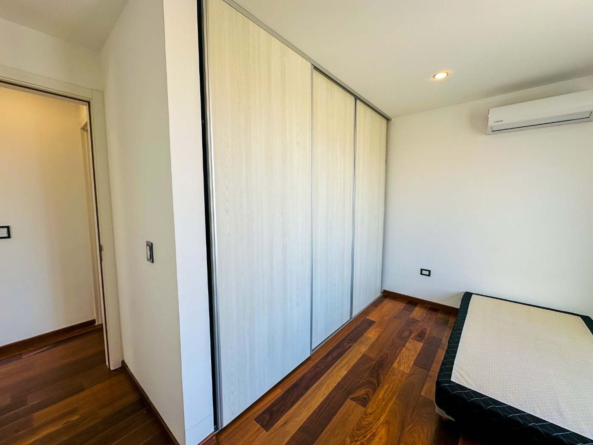 Alquiler Casa C/Lote Lago Barrio Virazon Nordelta